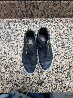 Vans Old Skool Zip Leather Black Gold Low Top Sneakers